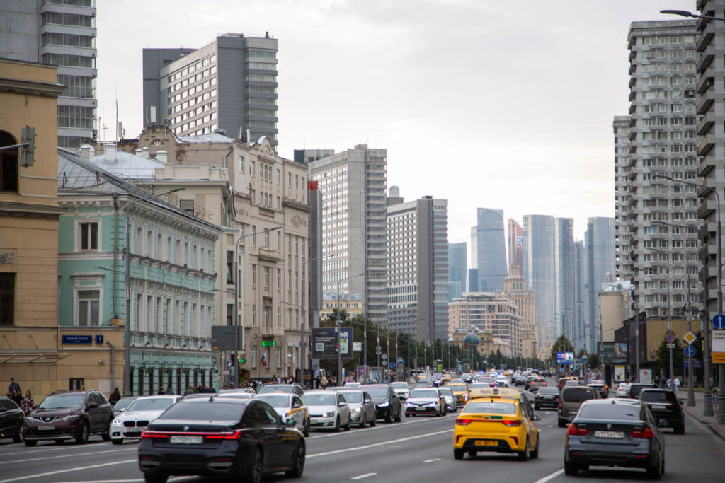 В Москве первая поездка на каршеринге закончилась в реке