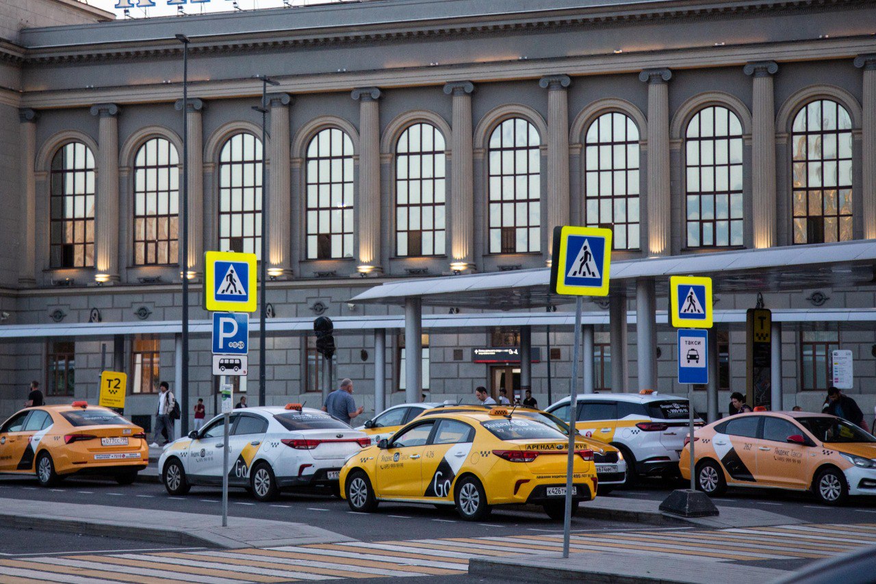 Петрович подсказал, как сэкономить на такси в Новый год